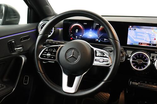 MERCEDES-BENZ A  250 e PROGRESSIVE LINE iA + GPS + LEDER + CAMERA + PDC + CRUISE(ACC) + OPEN DAK + ALU 17 + TREKHAAK 