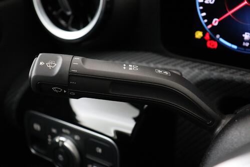 MERCEDES-BENZ A 200  BUSINESS SOLUTION  DA + GPS + CAMERA + HALF/LEDER + PDC + CRUISE + ALU