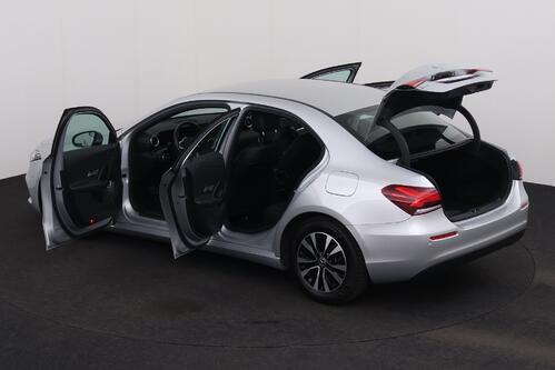 MERCEDES-BENZ A 200  BUSINESS SOLUTION  DA + GPS + CAMERA + HALF/LEDER + PDC + CRUISE + ALU