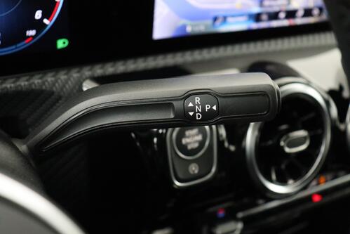 MERCEDES-BENZ A 200  BUSINESS SOLUTION  DA + GPS + CAMERA + HALF/LEDER + PDC + CRUISE + ALU