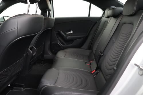MERCEDES-BENZ A 200  BUSINESS SOLUTION  DA + GPS + CAMERA + HALF/LEDER + PDC + CRUISE + ALU