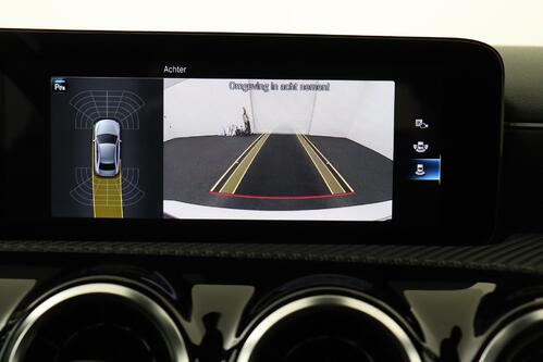 MERCEDES-BENZ A 200  BUSINESS SOLUTION  DA + GPS + CAMERA + HALF/LEDER + PDC + CRUISE + ALU