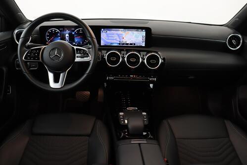 MERCEDES-BENZ A 200  BUSINESS SOLUTION  DA + GPS + CAMERA + HALF/LEDER + PDC + CRUISE + ALU