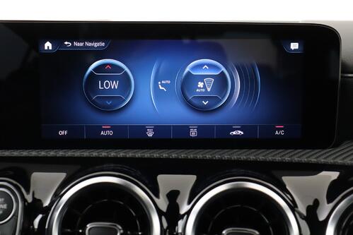 MERCEDES-BENZ A 200  BUSINESS SOLUTION  DA + GPS + CAMERA + HALF/LEDER + PDC + CRUISE + ALU