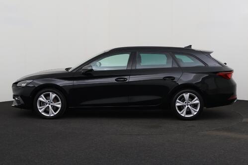 SEAT Leon FR SPORTSTOURER 2.0TDI  DSG + GPS + CARPLAY + CAMERA + PDC + CRUISE + ALU
