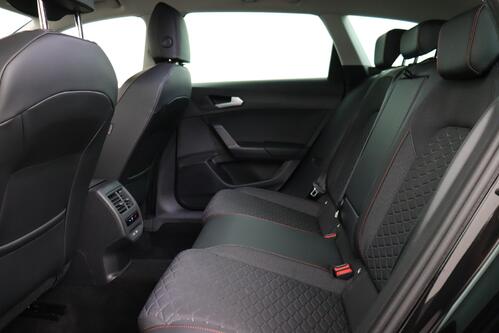 SEAT Leon FR SPORTSTOURER 2.0TDI  DSG + GPS + CARPLAY + CAMERA + PDC + CRUISE + ALU