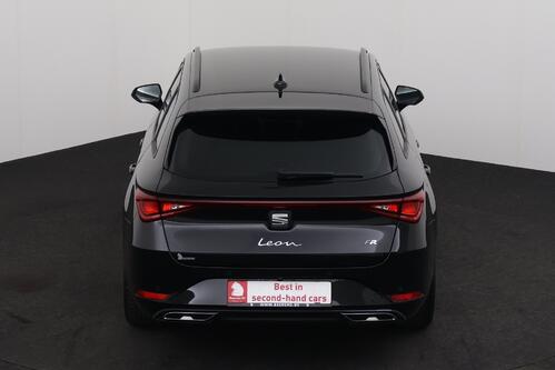 SEAT Leon FR SPORTSTOURER 2.0TDI  DSG + GPS + CARPLAY + CAMERA + PDC + CRUISE + ALU