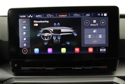 SEAT Leon FR SPORTSTOURER 2.0TDI  DSG + GPS + CARPLAY + CAMERA + PDC + CRUISE + ALU