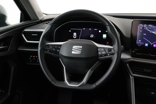 SEAT Leon SPORTSTOURER FR 2.0TDI DSG + CARPLAY + CAMERA + PDC + ALU