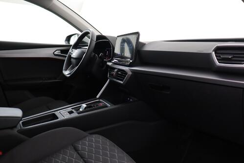 SEAT Leon SPORTSTOURER FR 2.0TDI DSG + CARPLAY + CAMERA + PDC + ALU