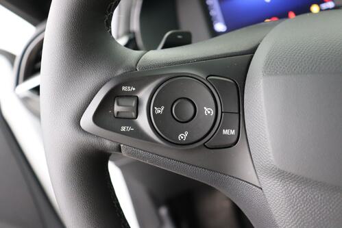 OPEL Corsa  GS -LINE 1.2i TURBO  + A/T + CARPLAY + CAMERA + PDC + CRUISE + ALU 