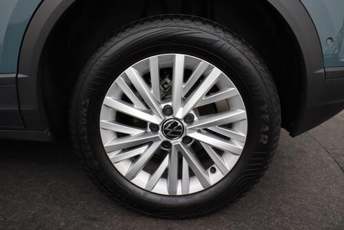 VOLKSWAGEN T-Roc LIFE 1.0 MT TSI + GPS + CARPLAY + PDC + ALU 