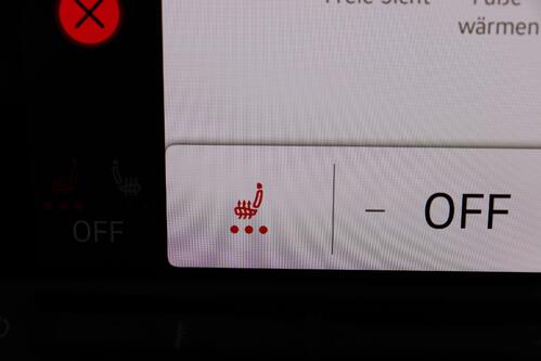 VOLKSWAGEN Golf GTI 2.0 TSI  DSG + GPS + CARPLAY + PDC + CRUISE (ACC) + ALU  