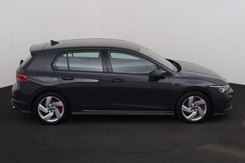 VOLKSWAGEN Golf GTI 2.0 DSG + CARPLAY + PDC + ALU 