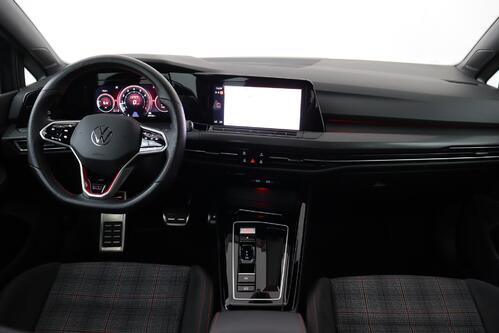 VOLKSWAGEN Golf GTI 2.0 DSG + CARPLAY + PDC + ALU 