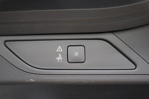 CITROEN C4 SpaceTourer  BUSINESS 1.5 BLUEHDI EAT8 +A/T + 7PL. + GPS + LEDER + CAMERA + PDC + CRUISE + ALU 