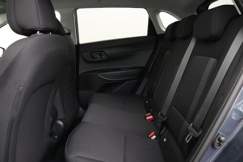 HYUNDAI i20  1.0 i + A/T + CARPLAY + GPS + CAMERA + PDC + ALU