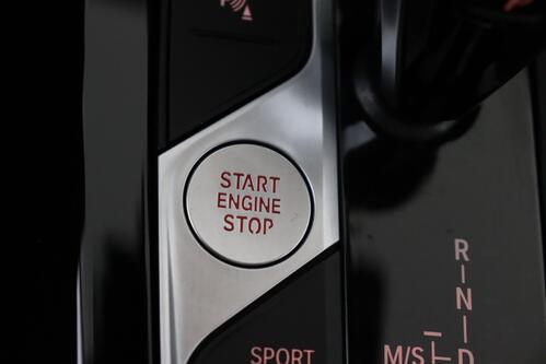 BMW X3 G01 - XDRIVE 20 DA ADVANTAGE + CARPLAY  + GPS + CAMERA + PDC + CRUISE + PANO + LEDER + ALU 