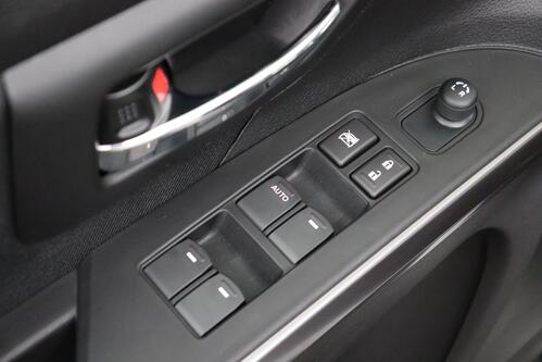 SUZUKI S-CROSS 1.6 MT Hybrid Comfort + CAMERA + CRUISE + ALU 