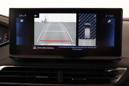 PEUGEOT 3008 ALLURE 1.2 PURETECH  EAT8 + CARPLAY + CAMERA + PDC + CRUISE + ALU