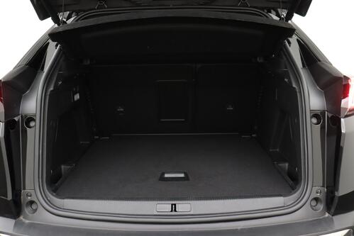 PEUGEOT 3008 ALLURE 1.2 PURETECH  EAT8 + CARPLAY + CAMERA + PDC + CRUISE + ALU