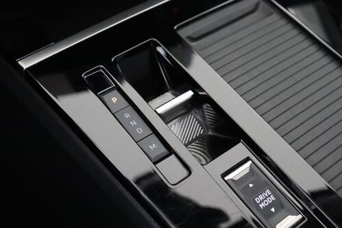 OPEL Astra SPORTS TOURER 1.2i  + A/T + CARPLAY + CAMERA + PDC + CRUISE + ALU