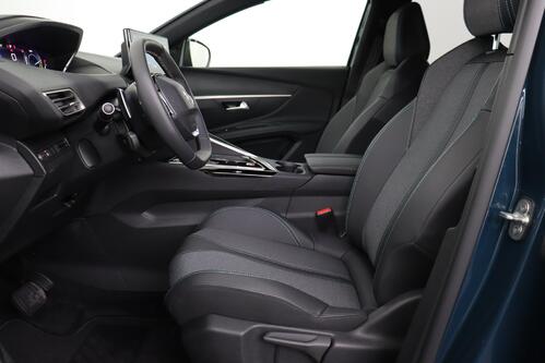 PEUGEOT 3008 ALLURE 1.2 PURETECH EAT8 + A/T + GPS + CARPLAY + HALF/LEDER + CAMERA + PDC + CRUISE + ALU 18