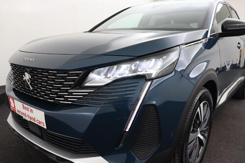 PEUGEOT 3008 ALLURE 1.2 PURETECH EAT8 + A/T + GPS + CARPLAY + HALF/LEDER + CAMERA + PDC + CRUISE + ALU 18