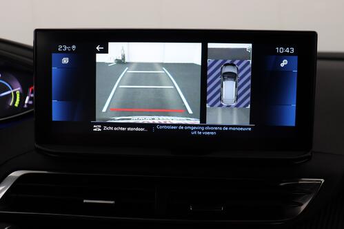 PEUGEOT 3008 ALLURE 1.2 PURETECH EAT8 + A/T + GPS + CARPLAY + HALF/LEDER + CAMERA + PDC + CRUISE + ALU 18