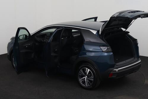 PEUGEOT 3008 ALLURE 1.2 PURETECH EAT8 + A/T + GPS + CARPLAY + HALF/LEDER + CAMERA + PDC + CRUISE + ALU 18