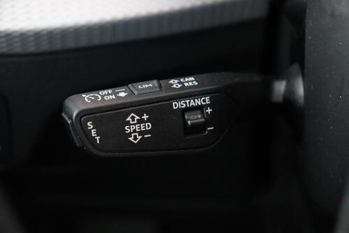 AUDI Q2 35 1.5 TFSI S-TRONIC + GPS + PDC + CRUISE + ALU 16