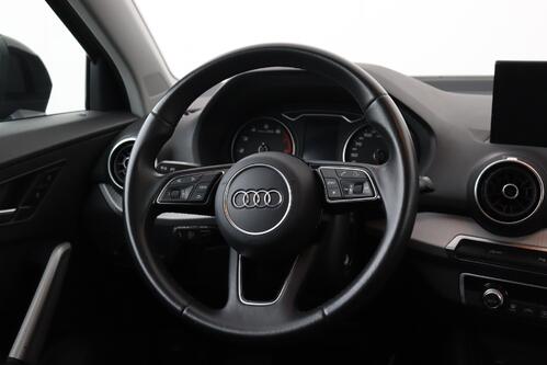 AUDI Q2  35 1.5 TFSI + GPS + PDC + CRUISE (ACC) + ALU 