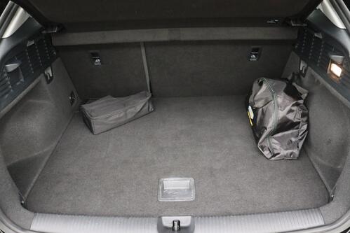 AUDI Q2  35 1.5 TFSI + GPS + PDC + CRUISE (ACC) + ALU 