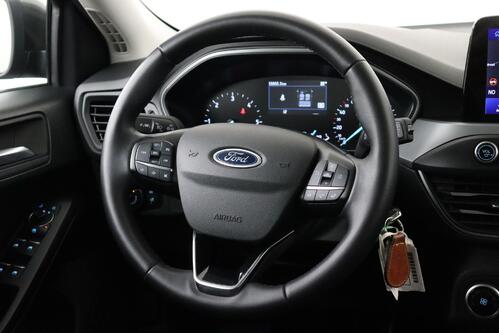 FORD Focus CLIPPER CONNECTED 1.5D ECOBLUE + GPS + CAMERA + PDC + CRUISE + ALU 