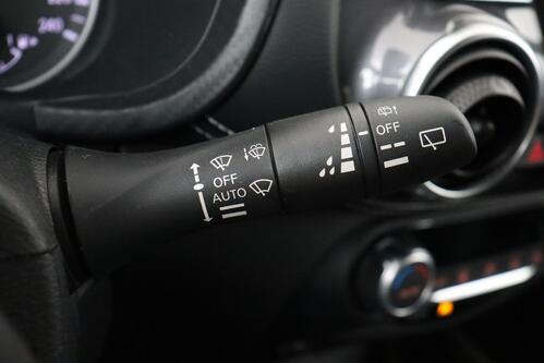 NISSAN Juke N-DESIGN 1.0L DIG-T 114 DCT MY23 + A/T + GPS + CAMERA + HALF/LEDER + PDC + CRUISE + ALU 19