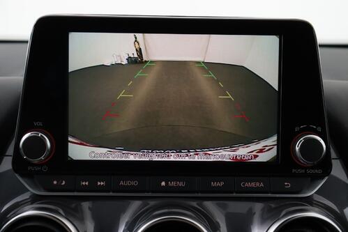 NISSAN Juke N-DESIGN 1.0L DIG-T 114 DCT MY23 + A/T + GPS + CAMERA + HALF/LEDER + PDC + CRUISE + ALU 19