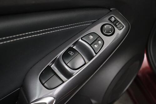 NISSAN Juke N-DESIGN 1.0L DIG-T 114 DCT MY23 + A/T + GPS + CAMERA + HALF/LEDER + PDC + CRUISE + ALU 19