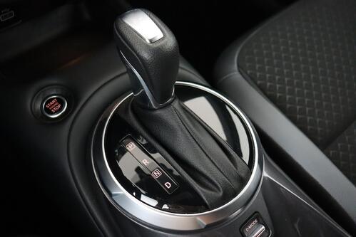 NISSAN Juke N-DESIGN 1.0L DIG-T 114 DCT MY23 + A/T + GPS + CAMERA + HALF/LEDER + PDC + CRUISE + ALU 19