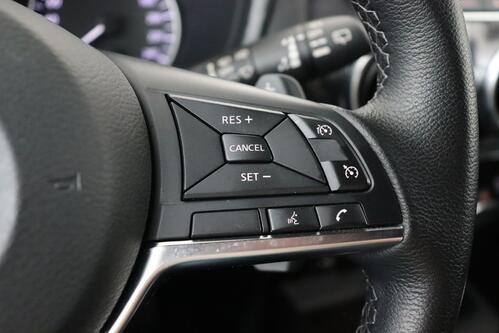 NISSAN Juke N-DESIGN 1.0L DIG-T 114 DCT MY23 + A/T + GPS + CAMERA + HALF/LEDER + PDC + CRUISE + ALU 19