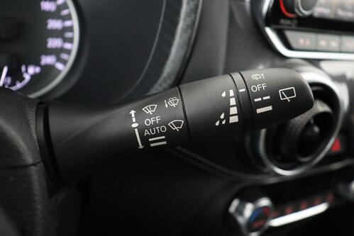 NISSAN Juke N-DESIGN 1.0L DIG-T 114 DCT MY23 + A/T + GPS + CAMERA + HALF/LEDER + PDC + CRUISE + ALU 19