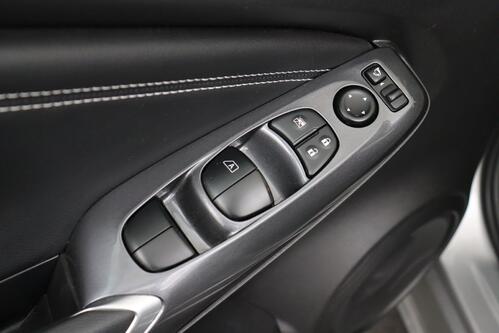 NISSAN Juke N-DESIGN 1.0L DIG-T 114 DCT MY23 + A/T + GPS + CAMERA + HALF/LEDER + PDC + CRUISE + ALU 