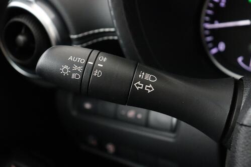 NISSAN Juke N-DESIGN 1.0L DIG-T 114 DCT MY23 + A/T + GPS + CAMERA + HALF/LEDER + PDC + CRUISE + ALU 