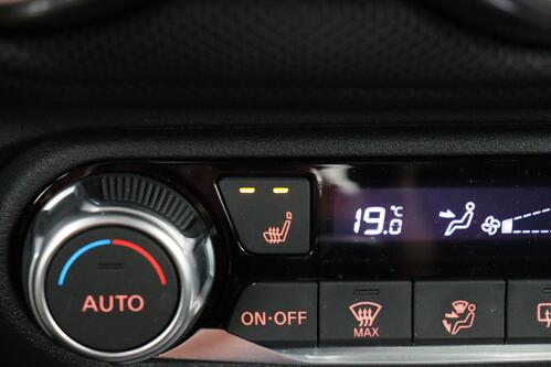 NISSAN Juke ACENTA 1.0L DIG-T 114 MT MY23  + CAMERA + PDC + CRUISE + ALU 17