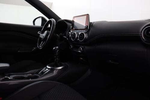 NISSAN Juke N-DESIGN 1.0L DIG-T 114 MT MY23  + GPS + CAMERA + HALF/LEDER + PDC + CRUISE + ALU 19