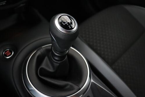 NISSAN Juke N-DESIGN 1.0L DIG-T 114 MT MY23 + GPS + CAMERA + PDC + HALF/LEDER + CRUISE + ALU