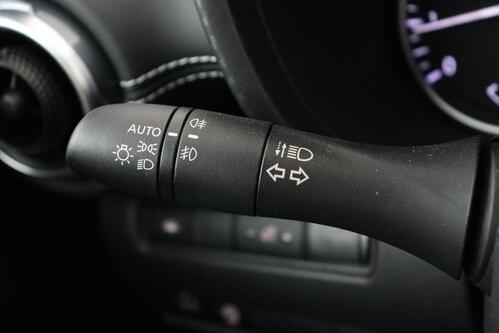 NISSAN Juke N-DESIGN 1.0L DIG-T 114 MT MY23 + GPS + CAMERA + PDC + HALF/LEDER + CRUISE + ALU