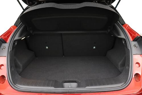 NISSAN Juke N-DESIGN 1.0L DIG-T 114 MT MY23 + GPS + CAMERA + PDC + HALF/LEDER + CRUISE + ALU