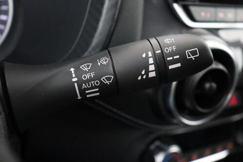 NISSAN Juke N-DESIGN 1.0L DIG-T 114 MT MY23 + GPS + CAMERA + PDC + HALF/LEDER + CRUISE + ALU