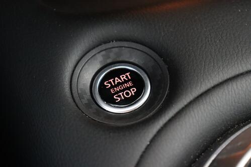 NISSAN Juke N-DESIGN 1.0L DIG-T 114 MT MY23 + GPS + CAMERA + PDC + HALF/LEDER + CRUISE + ALU