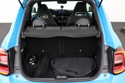 ABARTH 500e Turismo 42 kWh + Pack Scorpion Tech + A/T + GPS + LEDER/ALCANTARA + PDC + CRUISE + ALU